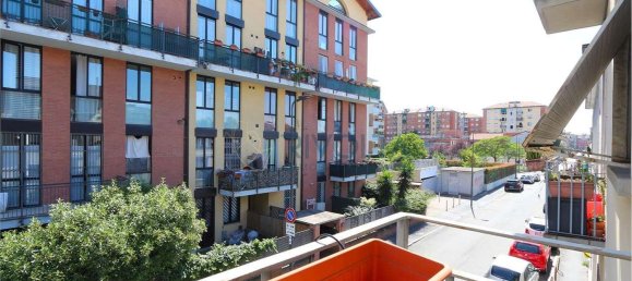 2 rooms Apartment in Milan, Italy No. 339027 3