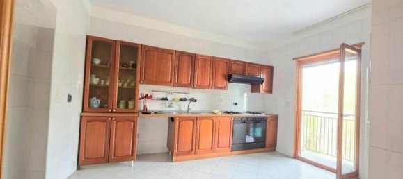 6-salle Appartement à Rende, Italy No. 37531 8