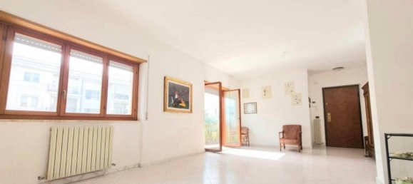 6-salle Appartement à Rende, Italy No. 37531 6