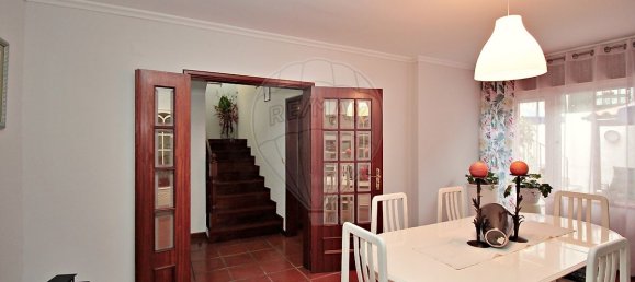 Дом с 4 спальнями в Пезу да Регуа, Португалия № 17923 17