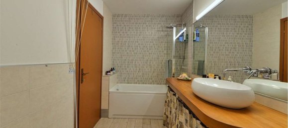 3-salle Appartement à Limido Comasco, Italy No. 283268 31