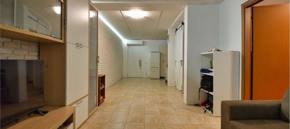 3-salle Appartement à Limido Comasco, Italy No. 283268 28