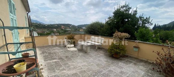 4 bedrooms Apartment in Toirano, Italy No. 283885 3