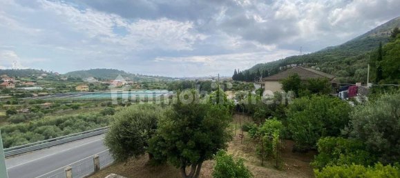 4 bedrooms Apartment in Toirano, Italy No. 283885 5