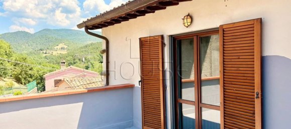 2-salle Appartement à San Giustino, Italy No. 299695 44