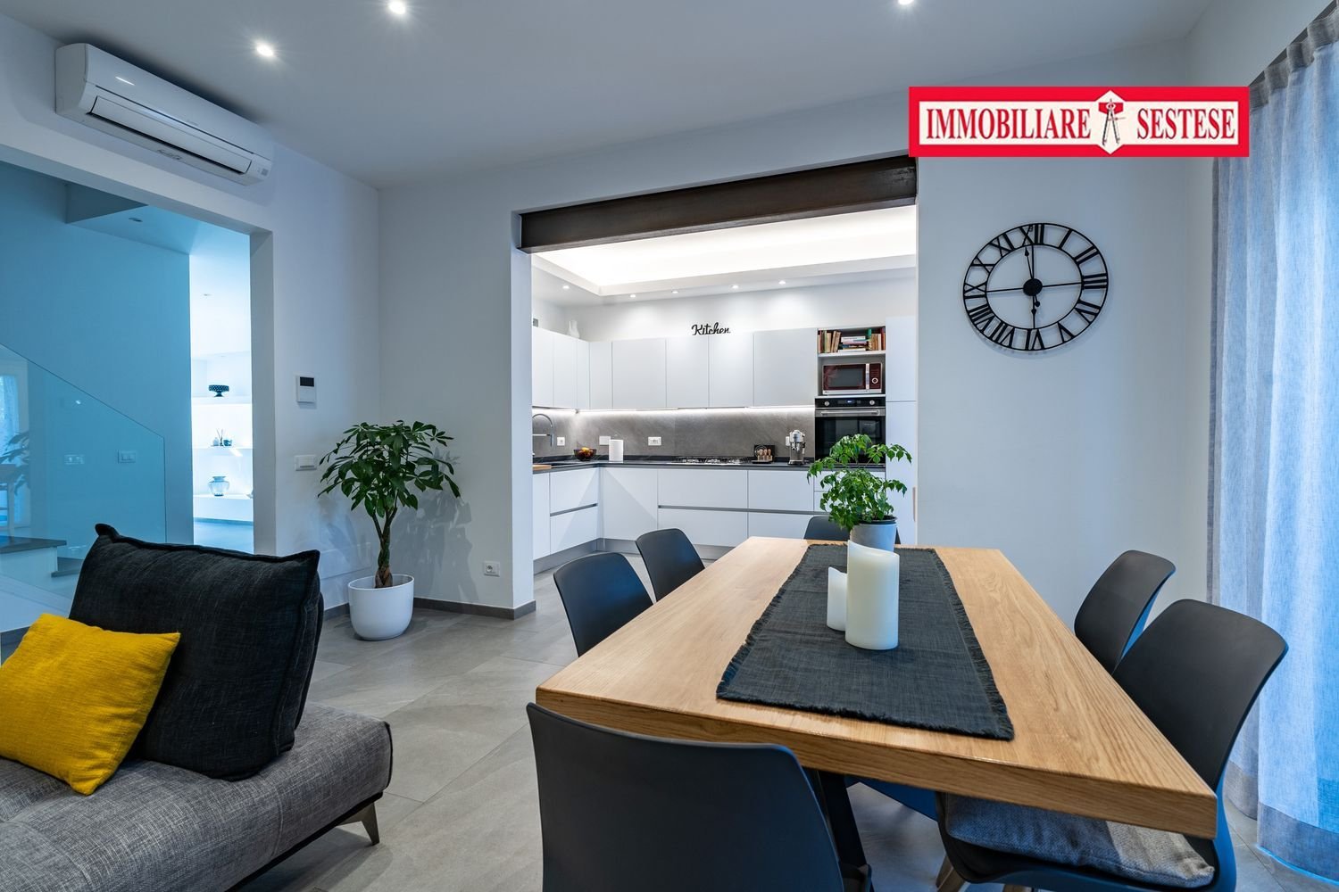 7 chambres Maison à Prato, Italy No. 328860