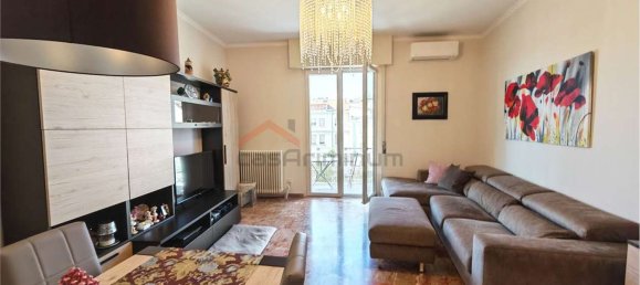 Apartamento de 3 habitaciónes en Rimini, Italy No. 264920 4