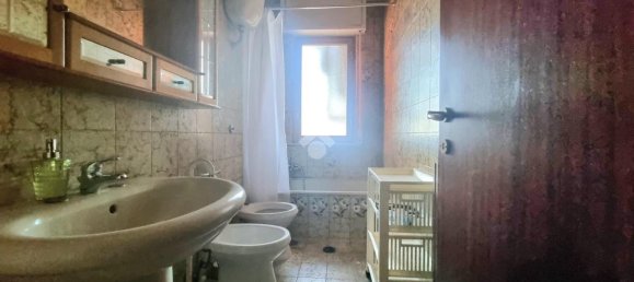 3 rooms Apartment in Catanzaro, Italy No. 156179 11