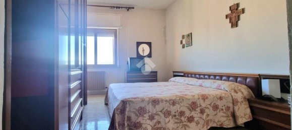 3 rooms Apartment in Catanzaro, Italy No. 156179 14