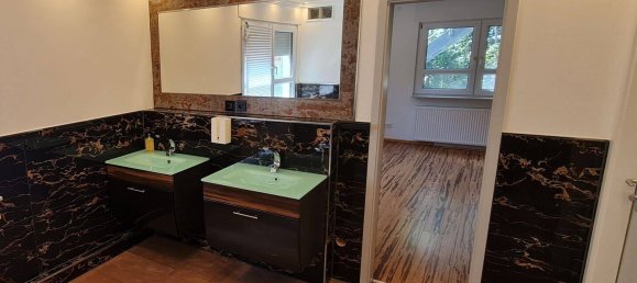 13 rooms Building in Freising, Germany No. 249839 4