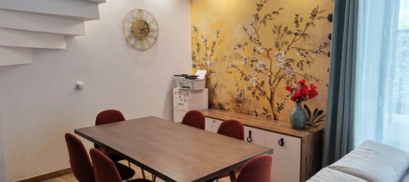 Квартира с 6 комнатами в Перт, Франция № 334544 4