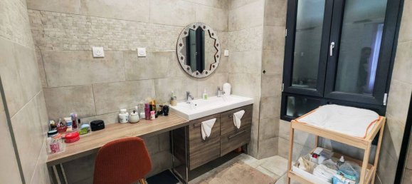 Квартира с 6 комнатами в Перт, Франция № 334544 15