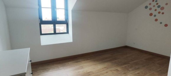 Квартира с 6 комнатами в Перт, Франция № 334544 12