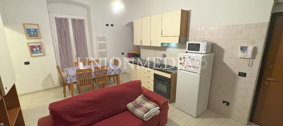 3 rooms Apartment in Sarzana, Italy No. 232755 3