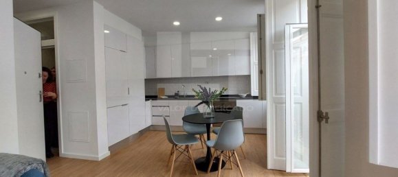 2 bedrooms Apartment in Lisbon, Portugal No. 187452 2