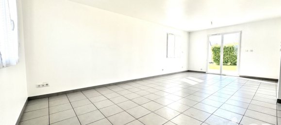 4 bedrooms House in Doubs, France No. 205955 3