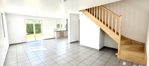 4 bedrooms House in Doubs, France No. 205955 11