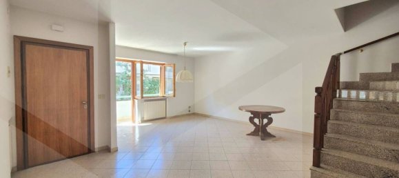 7-Zimmer Haus in Pescara, Italy, Nr. 29381 48