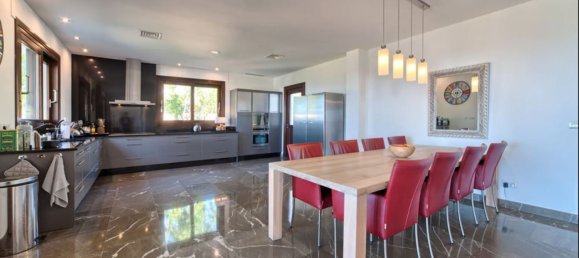 6 غرف نوم فيلا في Malaga, Spain رقم 35145 9