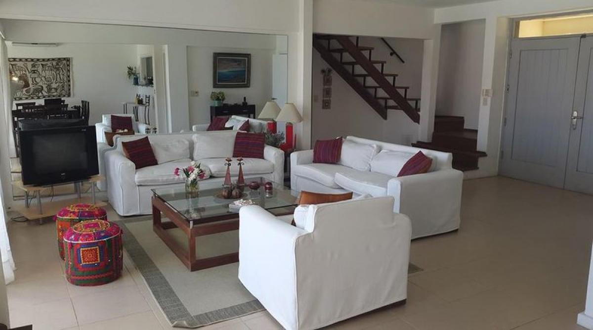 4 غرف نوم منزل في Maldonado, Uruguay رقم 7683