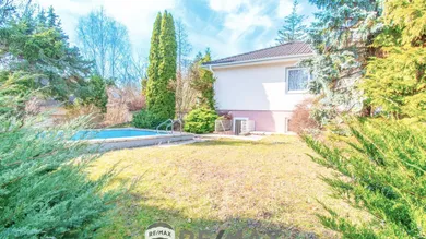 4 rooms Land in Hinterbruhl, Austria No. 152057