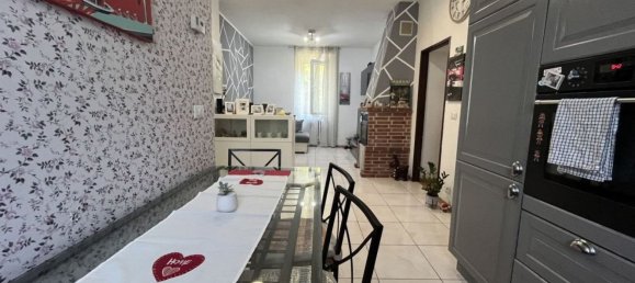 3 bedrooms Apartment in Savona, Italy No. 378392 4