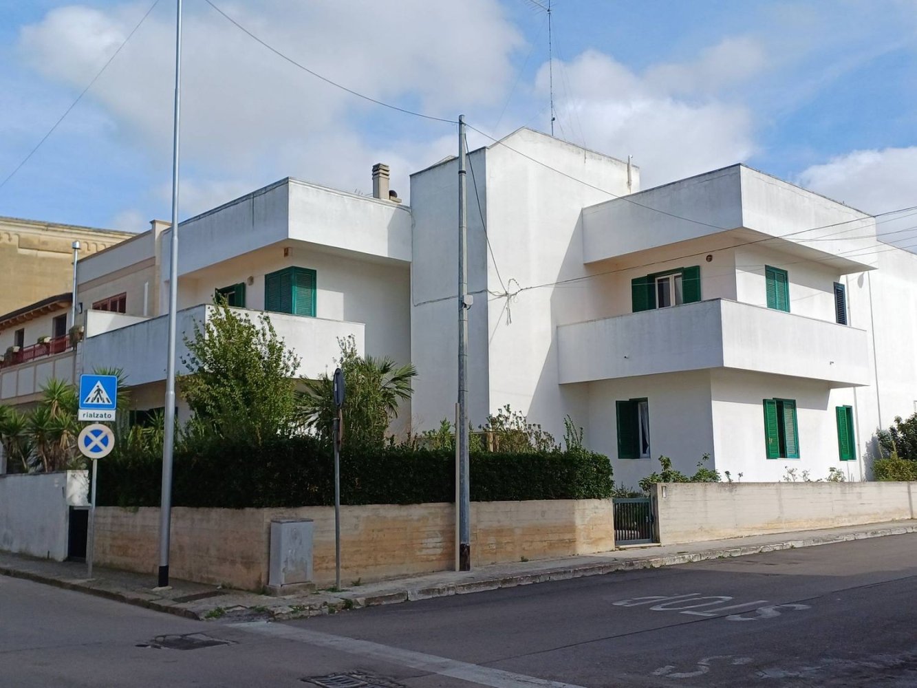 Здание 422м² в San Cesario di Lecce, Италия № 303617