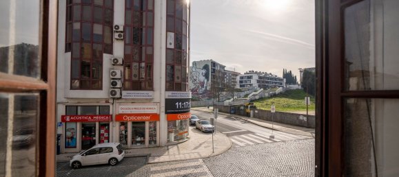 1092m² Building in Viseu, Portugal No. 51200 9