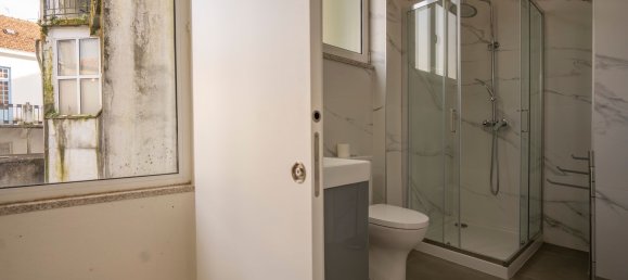 1092m² Building in Viseu, Portugal No. 51200 19