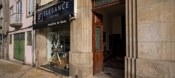 1092m² Building in Viseu, Portugal No. 51200 4