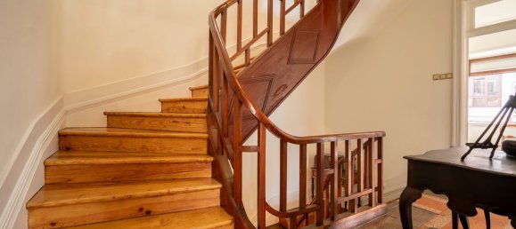 1092m² Building in Viseu, Portugal No. 51200 23