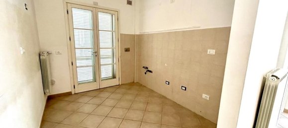 7-Zimmer Villa in Pisa, Italy, Nr. 303767 3