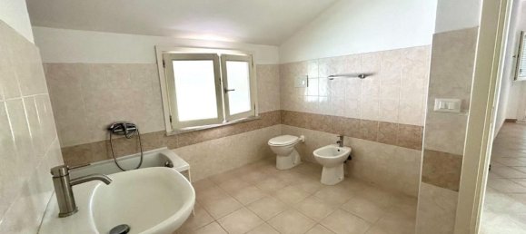 7-Zimmer Villa in Pisa, Italy, Nr. 303767 15