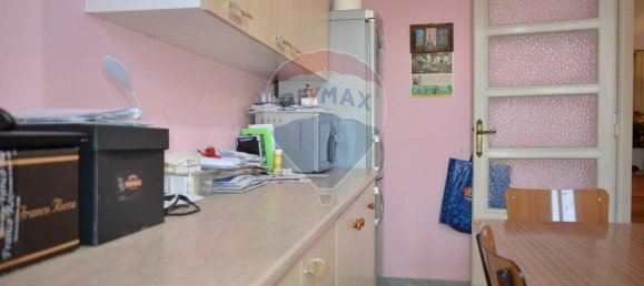 3 rooms Apartment in Turin, Italy No. 83635 14