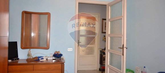 3 rooms Apartment in Turin, Italy No. 83635 23