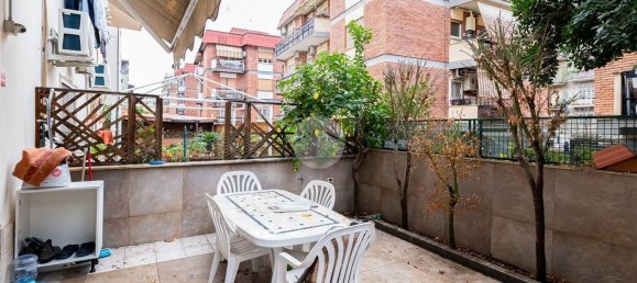 2 rooms Apartment in Rome, Italy No. 220596 7