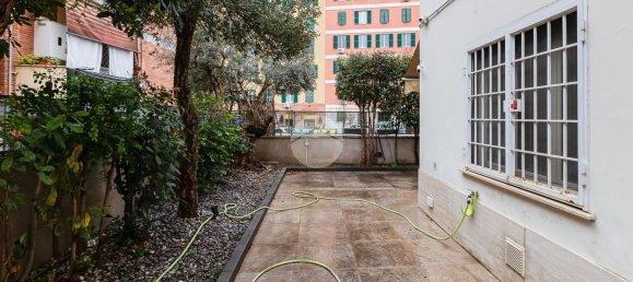 2 rooms Apartment in Rome, Italy No. 220596 9