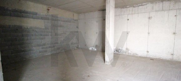 602m² Commercial property in Canico, Portugal No. 214046 45