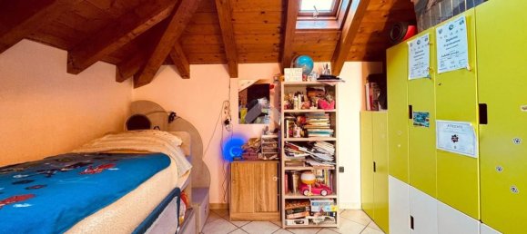 3 rooms Apartment in Casatenovo, Italy No. 228391 2