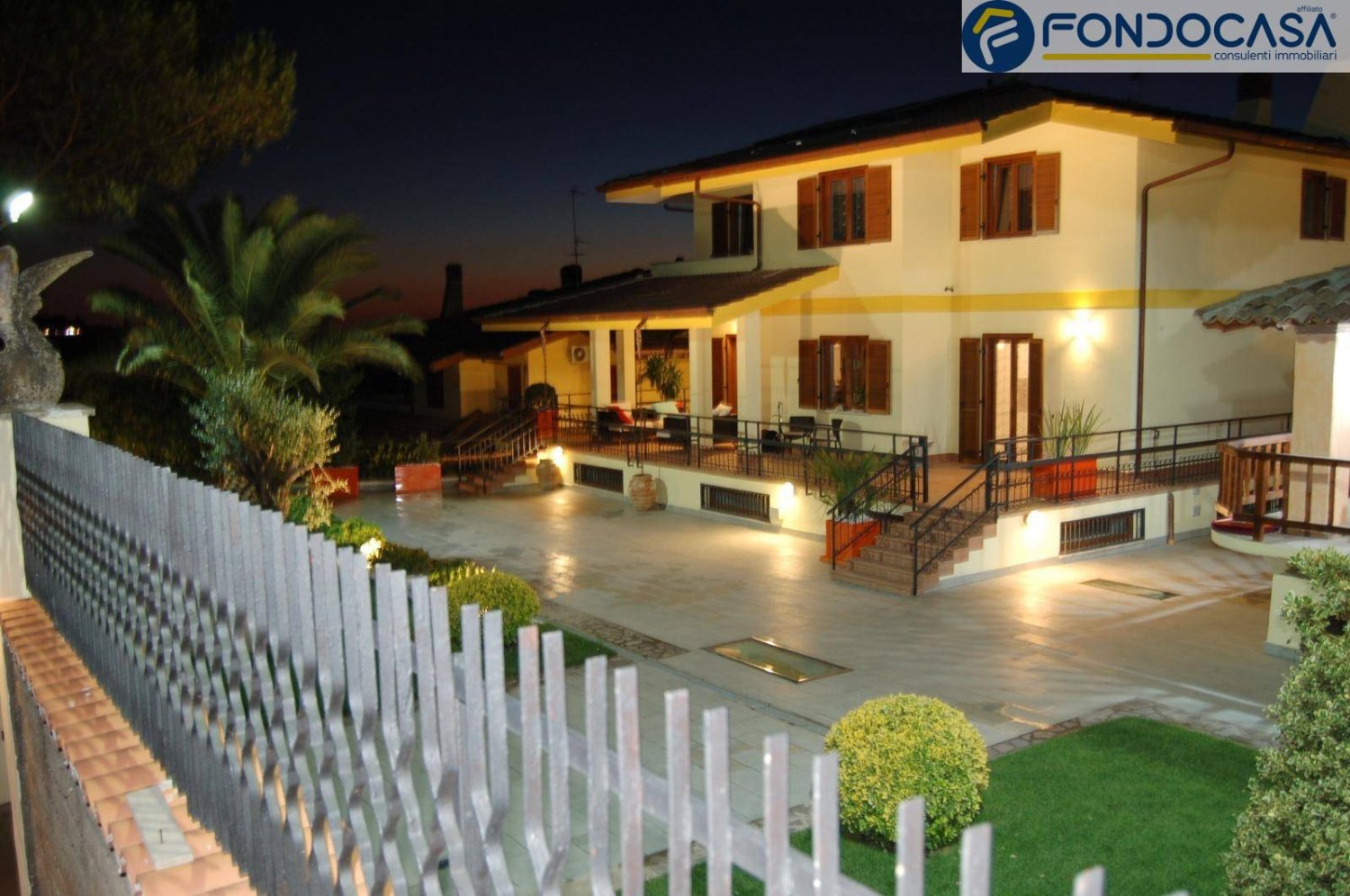 5 rooms Villa in Frascati, Italy No. 92992