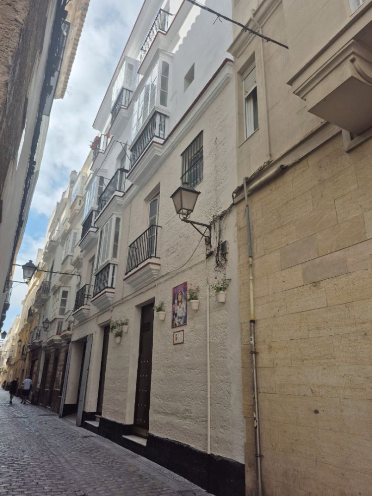 12 bedrooms Building in Cadiz, Spain No. 279950