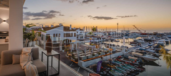 4 Schlafzimmer Penthouse in Marbella, Spain, Nr. 45927 9