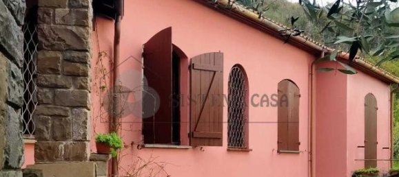 Casa de 5 habitaciónes en Calice al Cornoviglio, Italy No. 118397 2