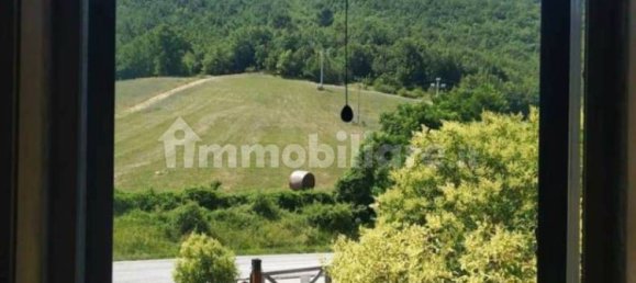 4 bedrooms House in Spoleto, Italy No. 102081 9