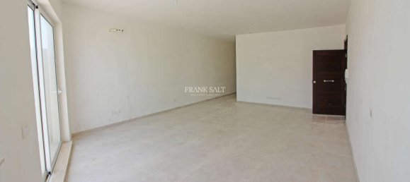 3 bedrooms Penthouse in Zebbug, Malta No. 1248 2