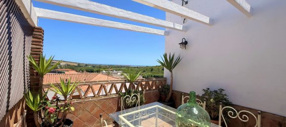 4 bedrooms Townhouse in Cadiz, Spain No. 150020 3