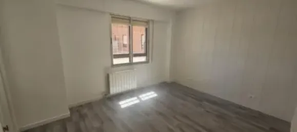 Apartamento T2 em Burgos, Spain N.º 142240 15