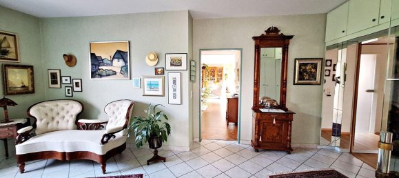 Casa de 4 dormitorios en Oldenburg, Germany No. 266049 3