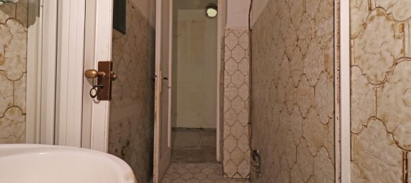 89m² Commercial property in Agropoli, Italy No. 298781 8