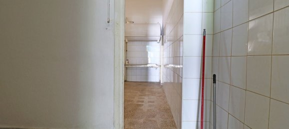 89m² Commercial property in Agropoli, Italy No. 298781 5